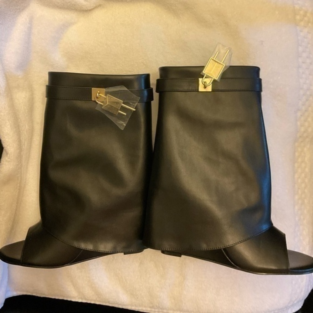 Cape Robbin Open-Toe Sandal Booties